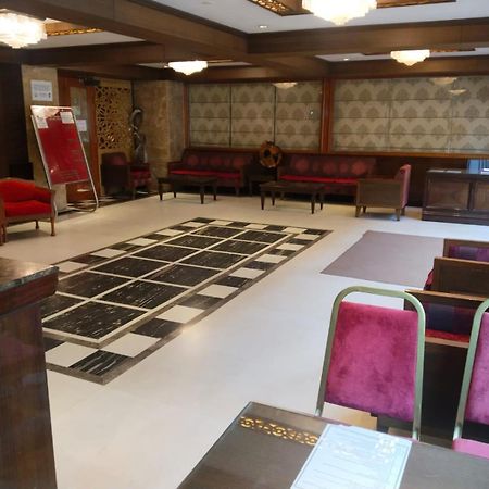 เดอะ เพรสซิเดนท์ - อะ บูทิก โฮเต็ล Hotel อาเมดาบัด ภายนอก รูปภาพ