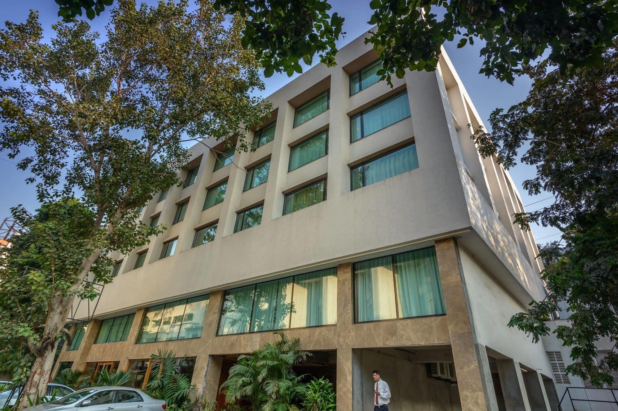 เดอะ เพรสซิเดนท์ - อะ บูทิก โฮเต็ล Hotel อาเมดาบัด ภายนอก รูปภาพ